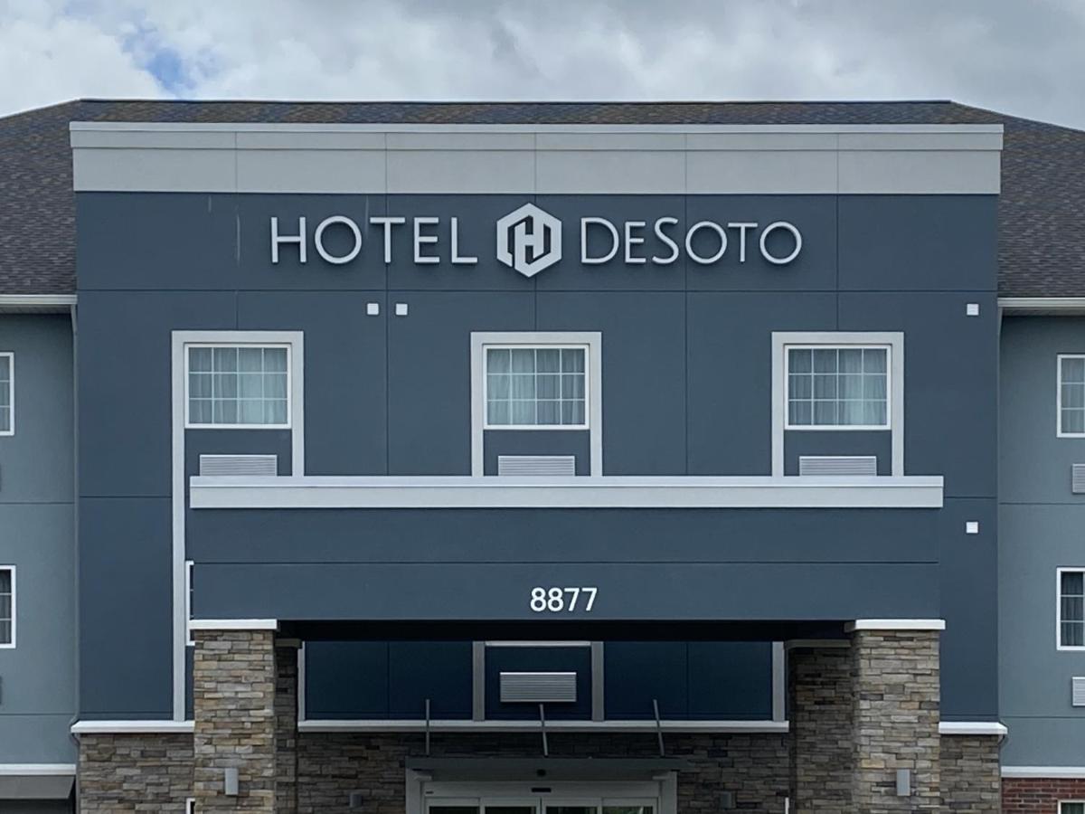 Hotel Desoto Олів-Бранч Екстер'єр фото